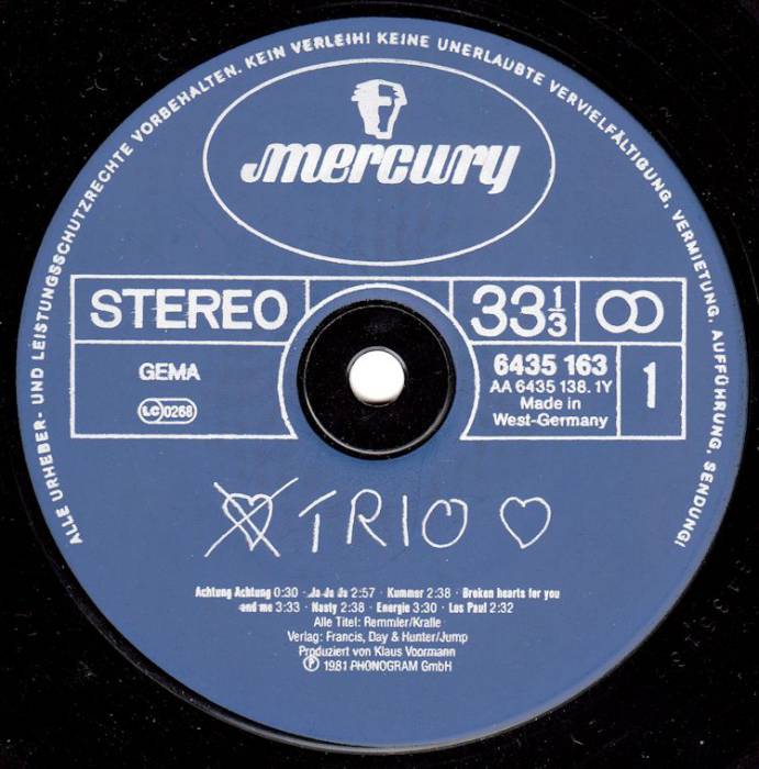 trio_deutschland_lp_aseite_auflage2.jpg trio_deutschland_lp_aseite_auflage2.jpg