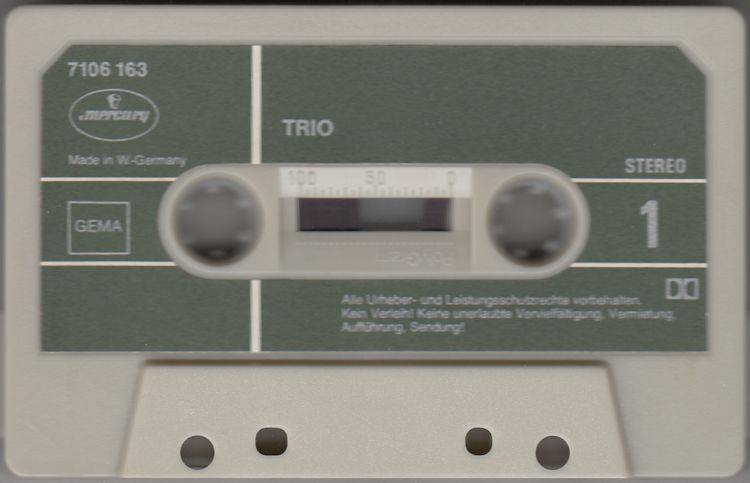 trio_deutschland_mc_aseite_auflage2.jpg trio_deutschland_mc_aseite_auflage2.jpg