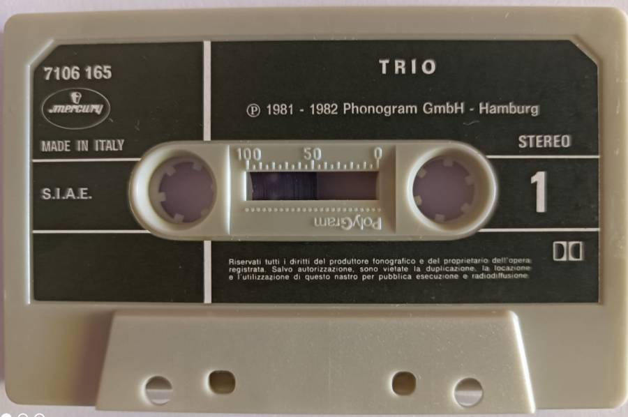 trio_album_italien_mc_aseite.jpg trio_album_italien_mc_aseite.jpg